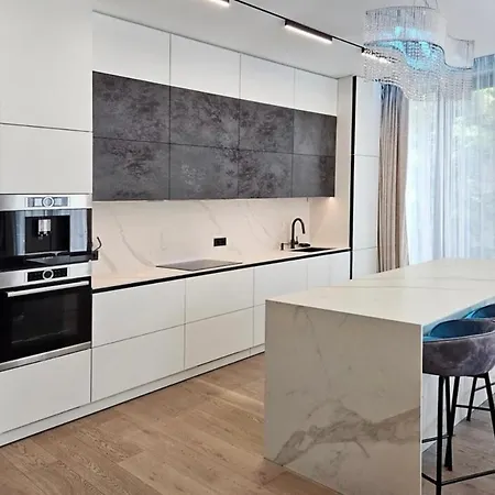 Great In Old City Appartement